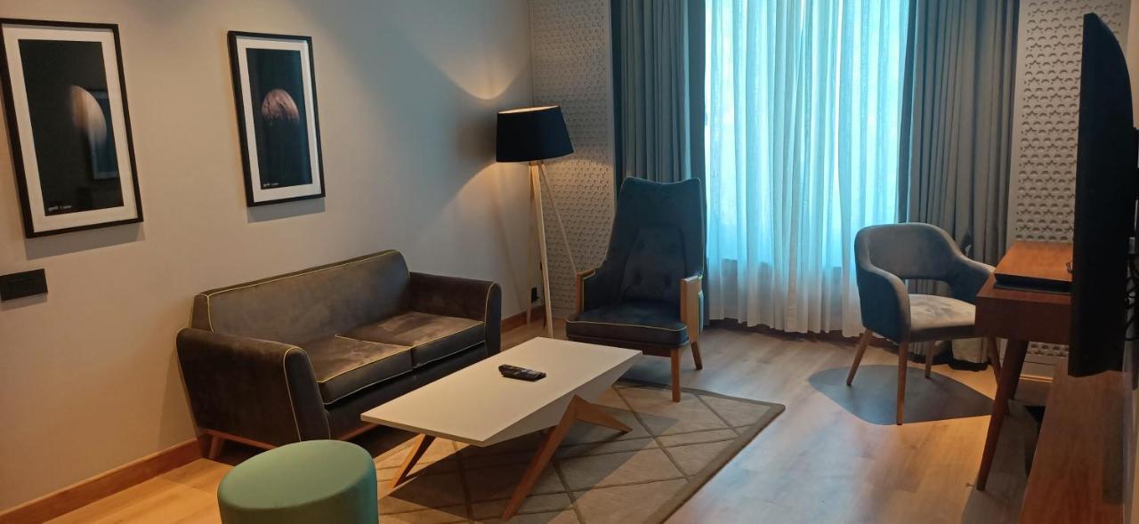 Radisson Hotel Nāthdwāra Kültér fotó