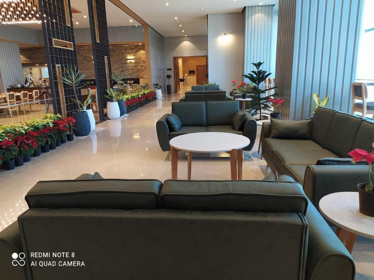 Radisson Hotel Nāthdwāra Kültér fotó